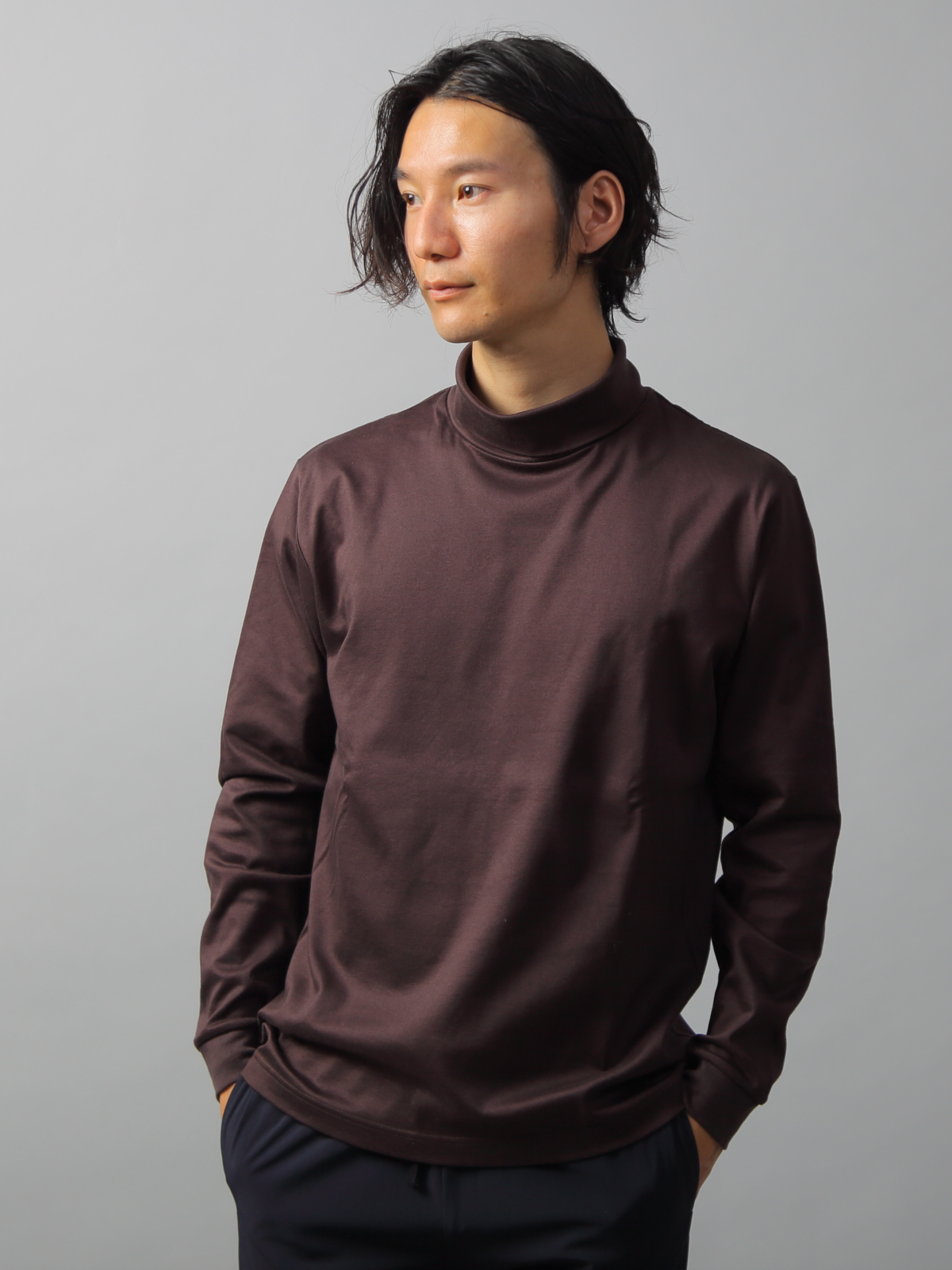 モデル 175cm 62kg サイズ L