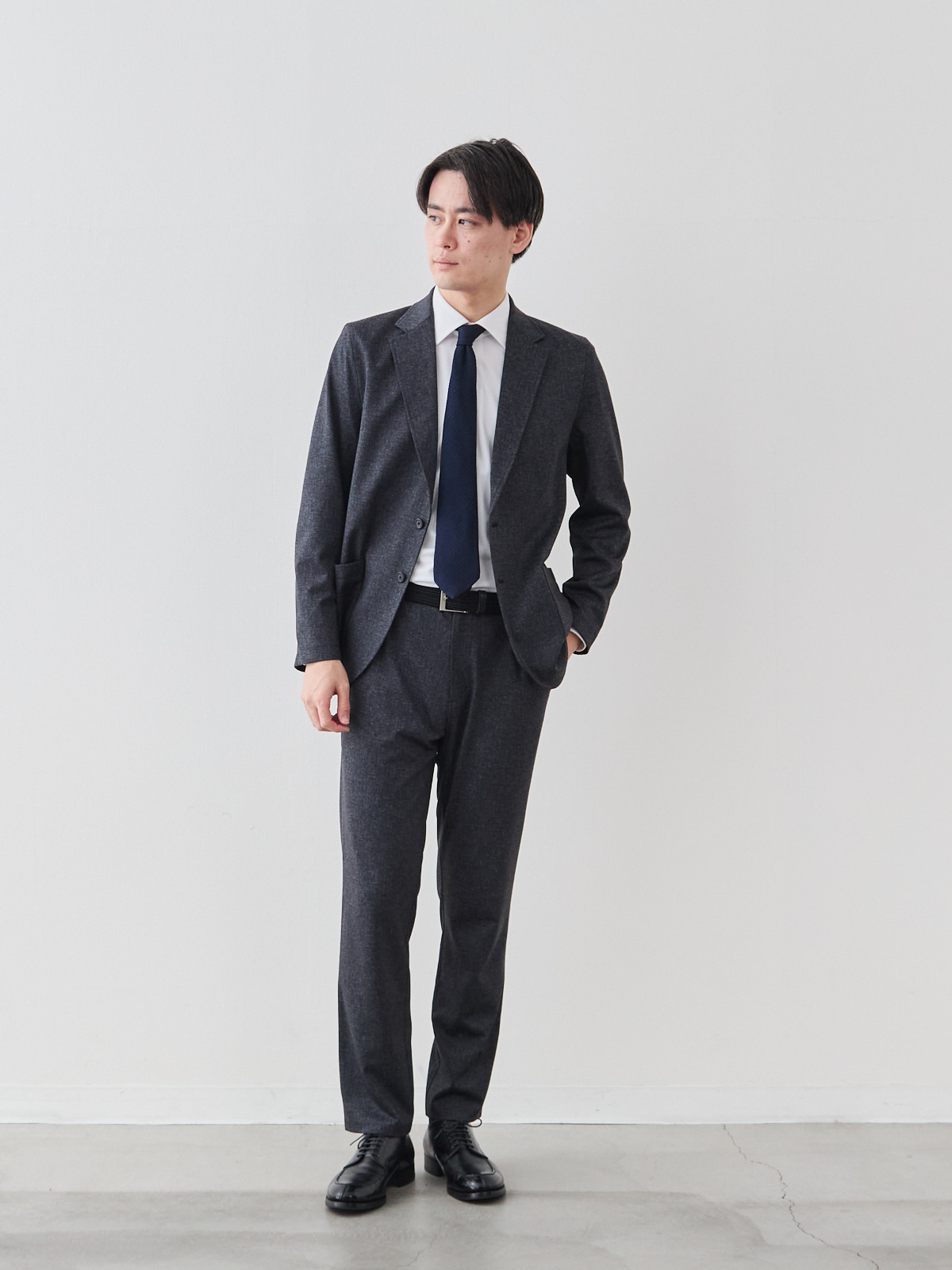 モデル 181cm 71kg サイズ L