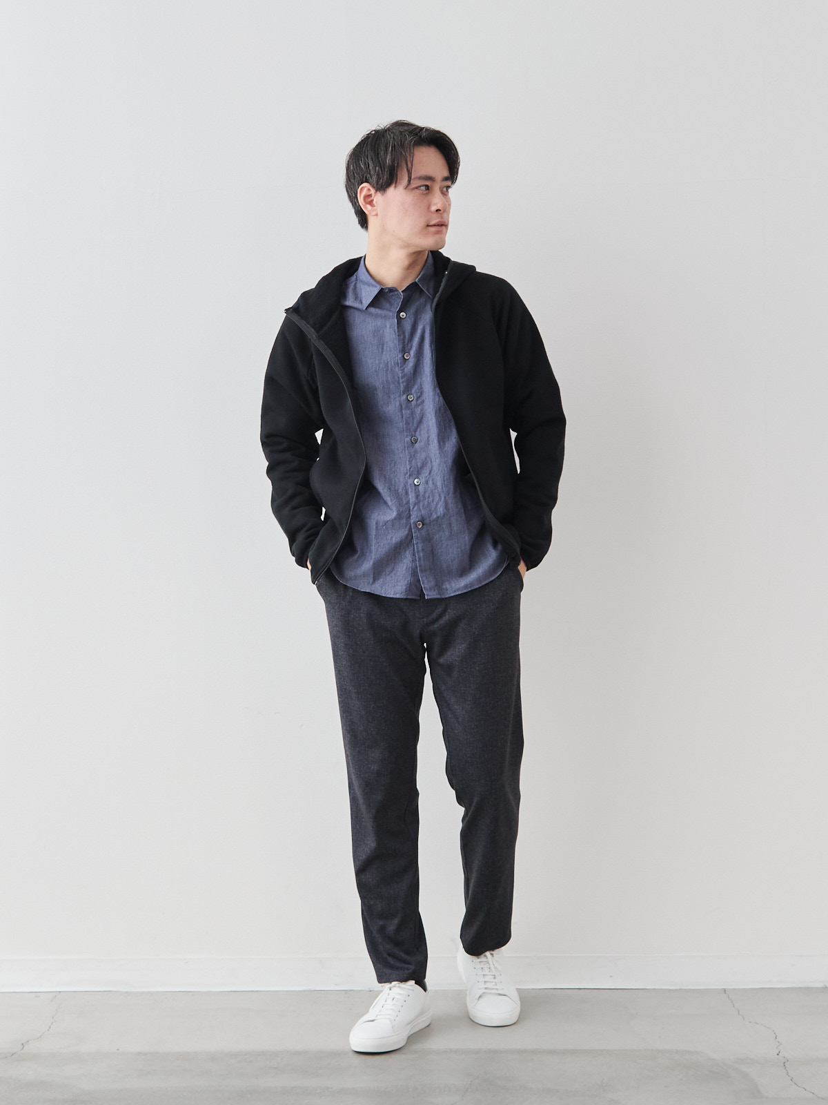 モデル 181cm 71kg サイズ L