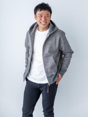 身長171㎝ 体重73kg サイズ L