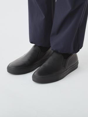 モデル 181cm 71kg サイズ EU43 (JP27.0)