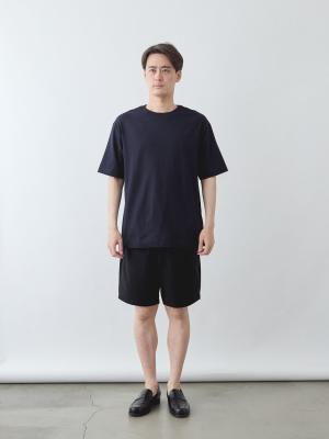 モデル 181cm 71kg サイズ LL