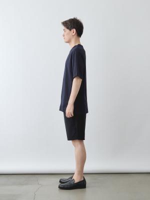 モデル 181cm 71kg サイズ LL