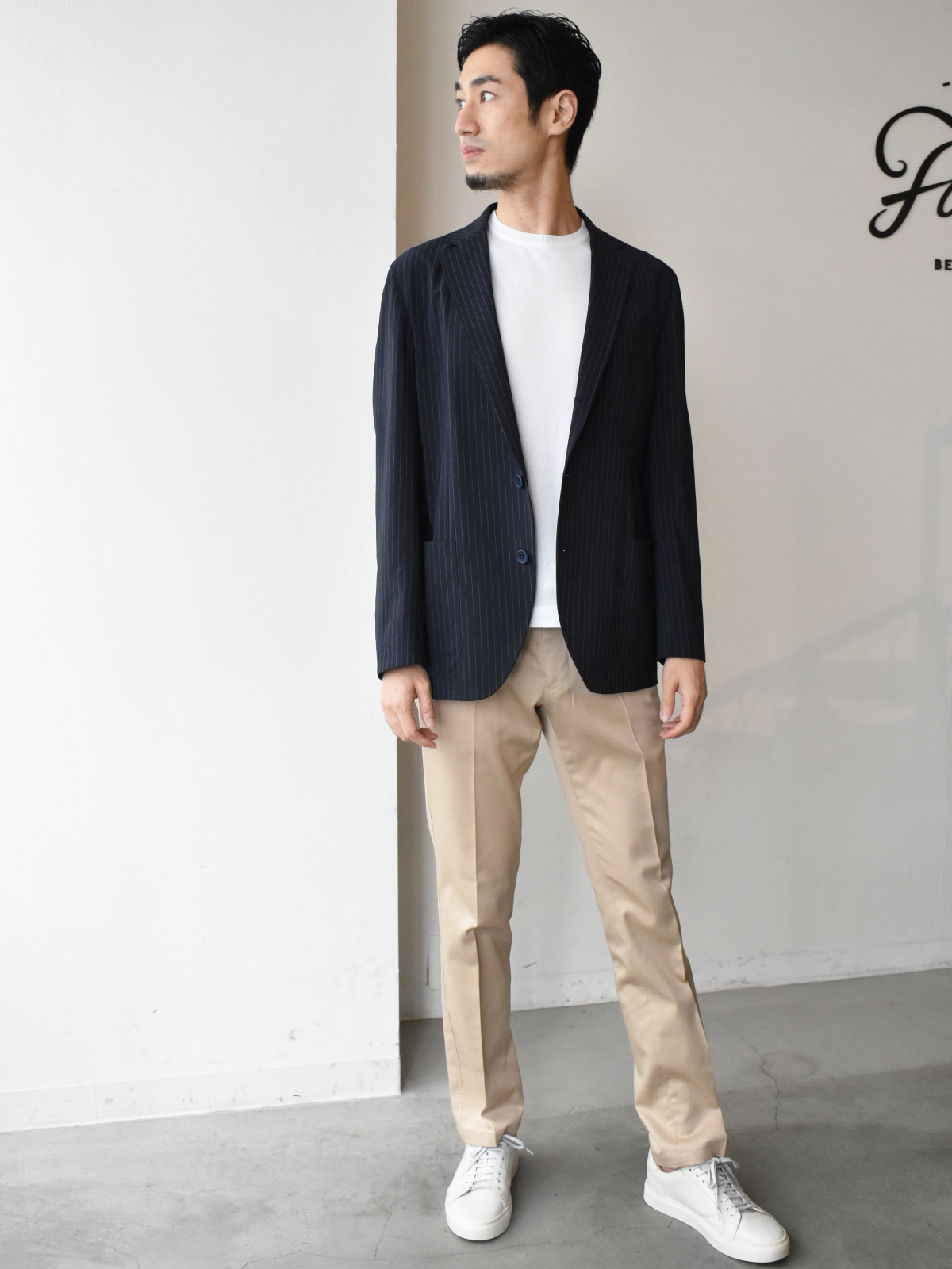 モデル 180cm 65kg サイズ L