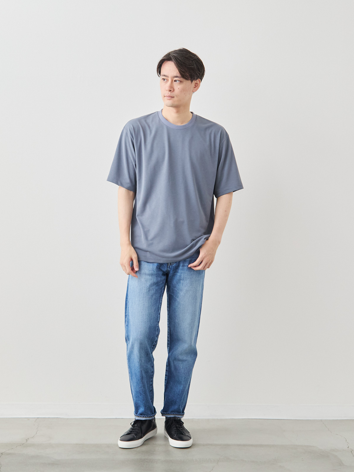 モデル 181cm 71kg サイズ L