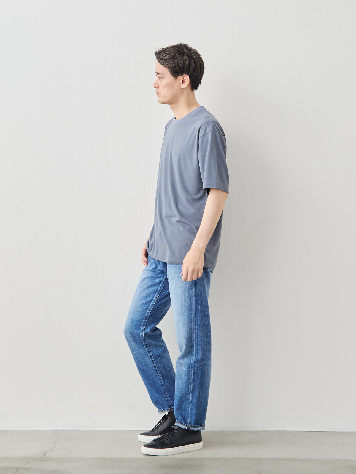 モデル 181cm 71kg サイズ L