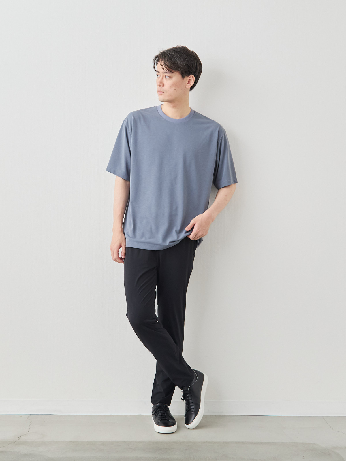 モデル 181cm 71kg サイズ L