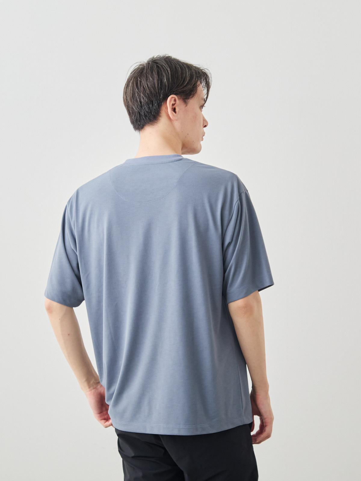 モデル 181cm 71kg サイズ L