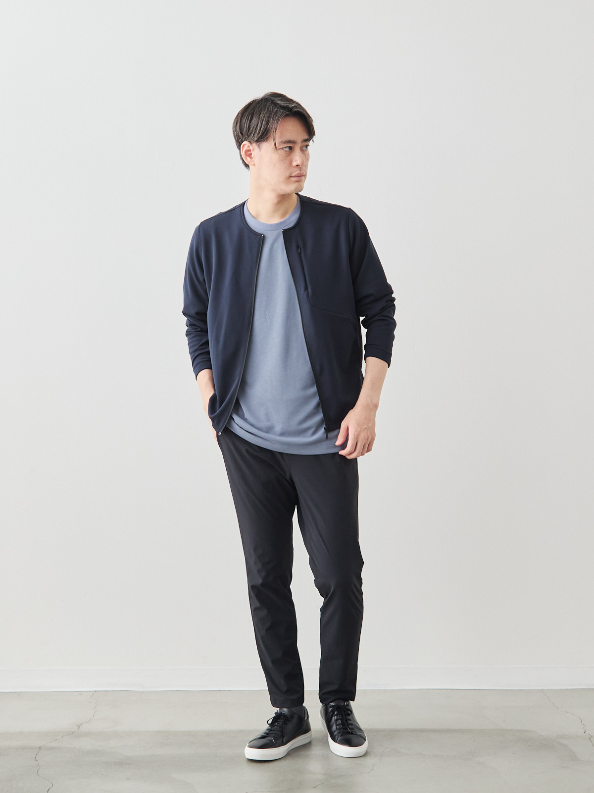 モデル 181cm 71kg サイズ L
