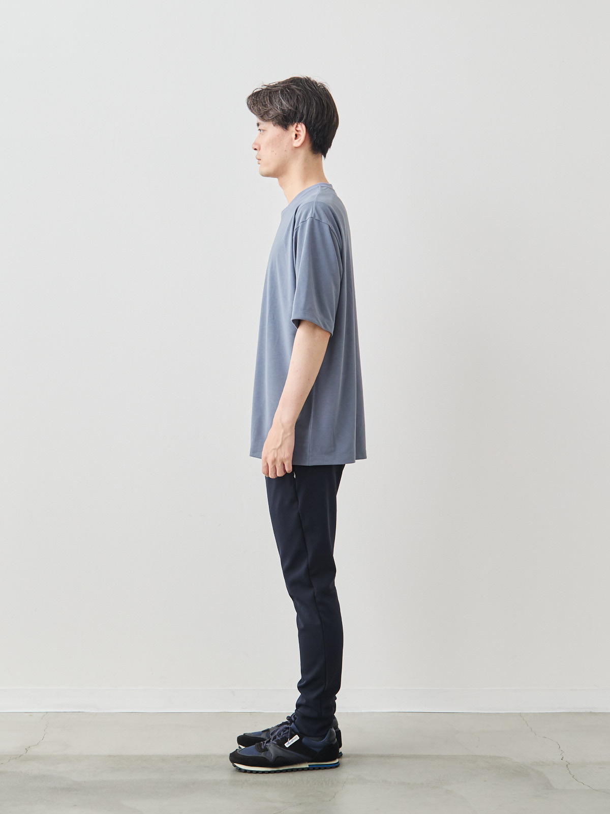 モデル 181cm 71kg サイズ LL