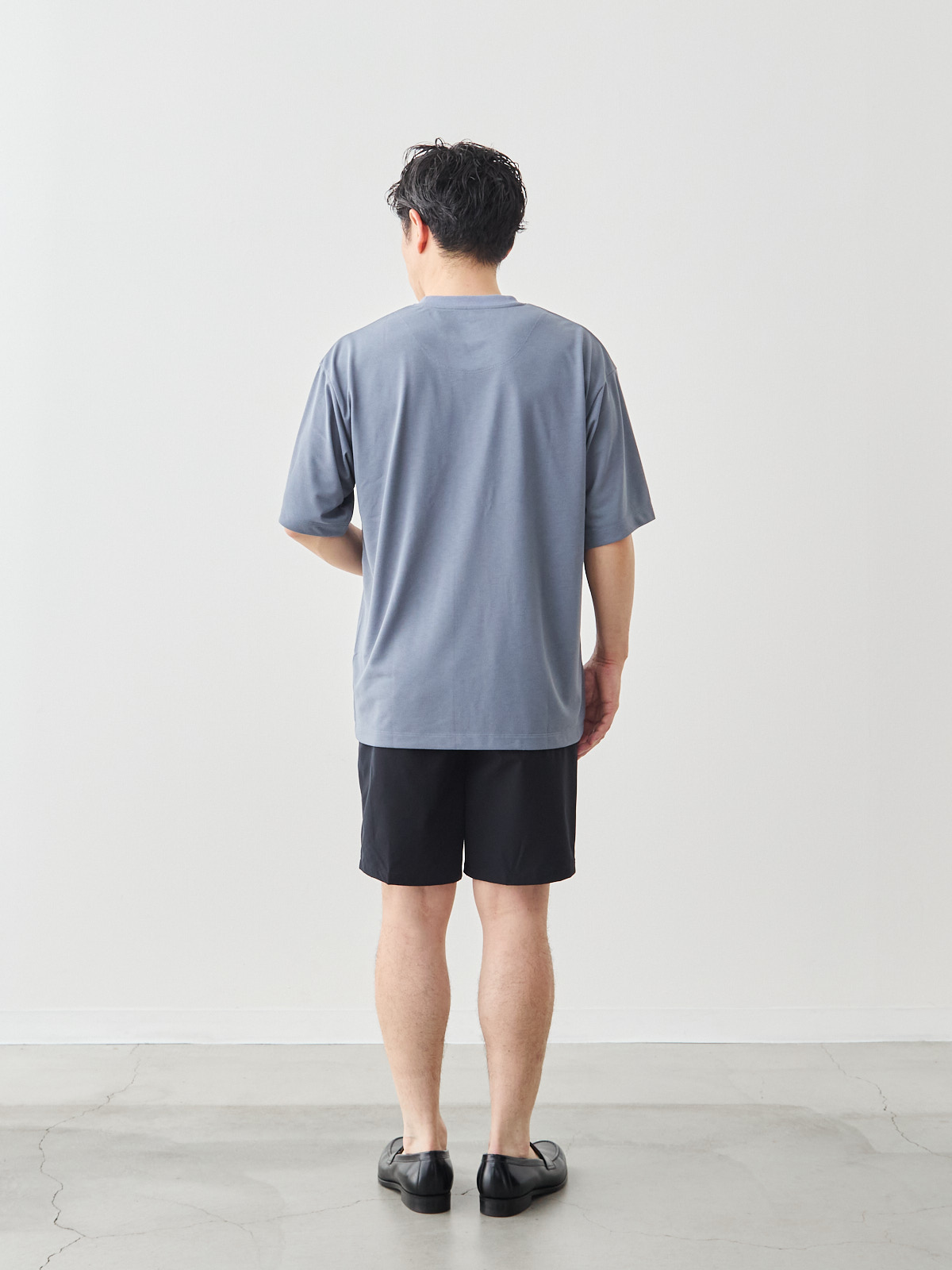 モデル 171cm 70kg サイズ L