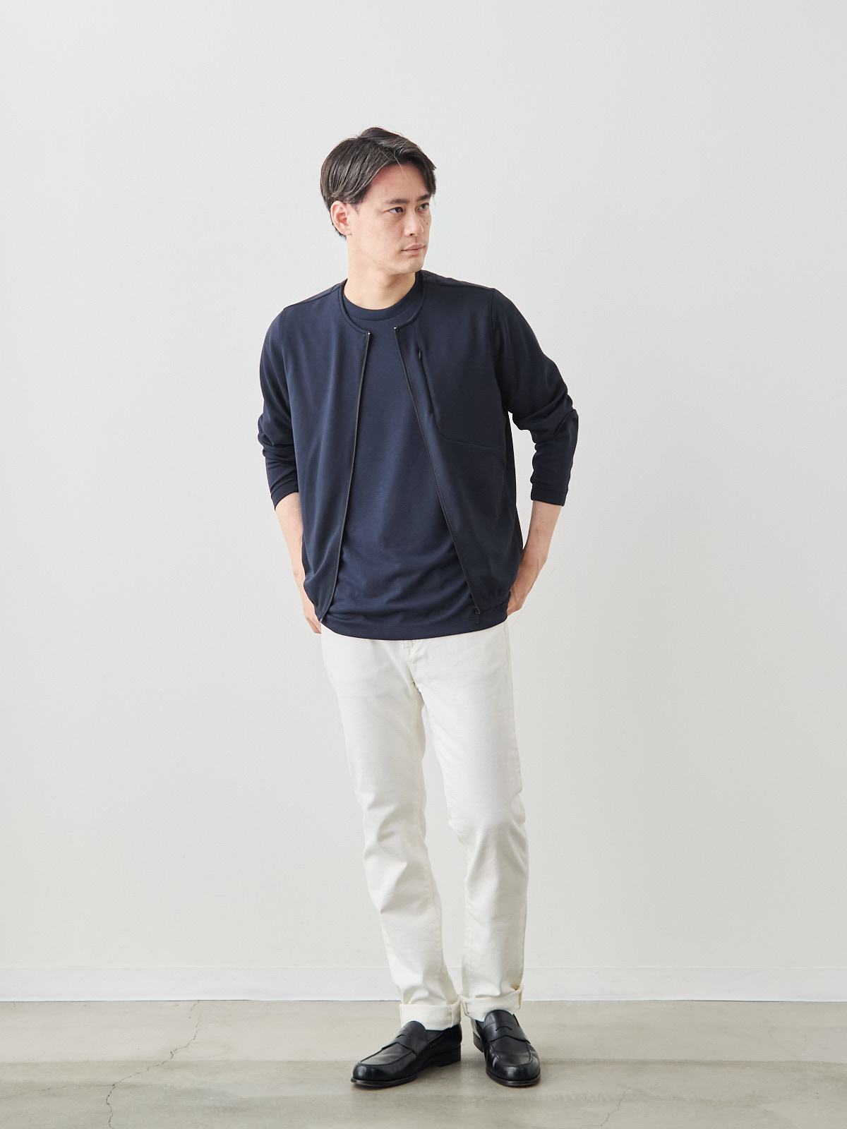 モデル 181cm 71kg サイズ L