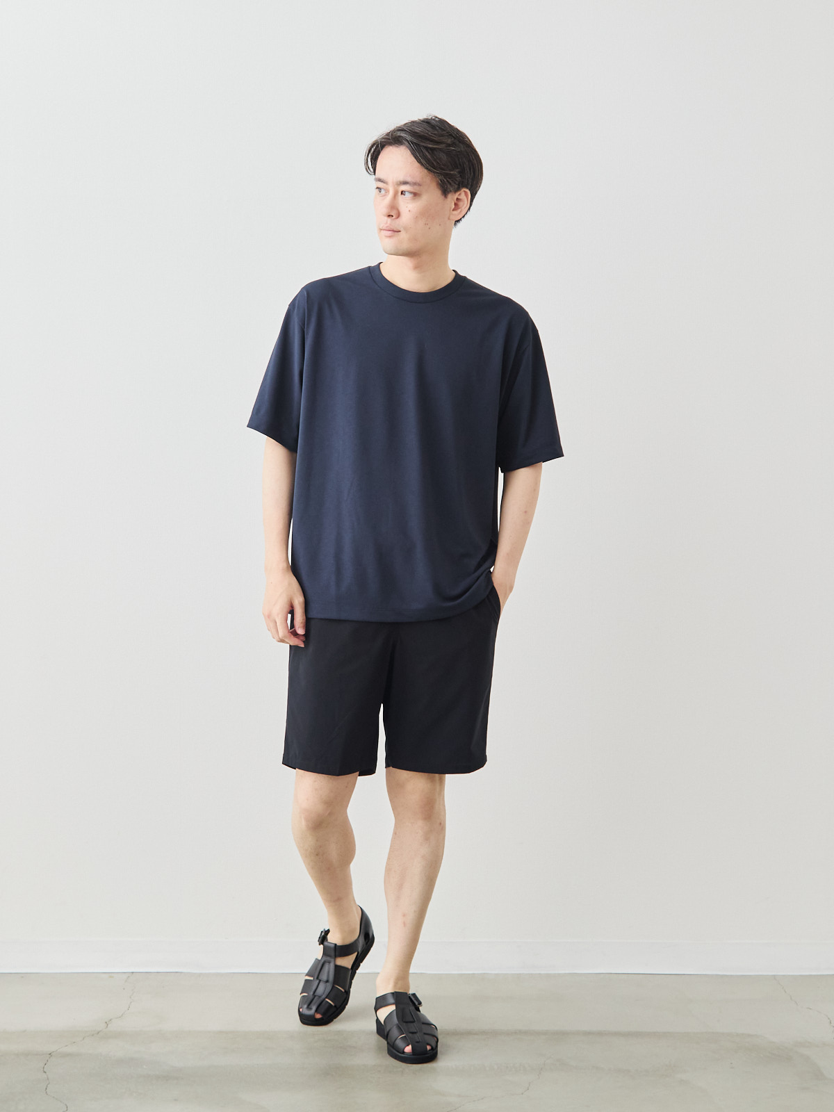 モデル 181cm 71kg サイズ L