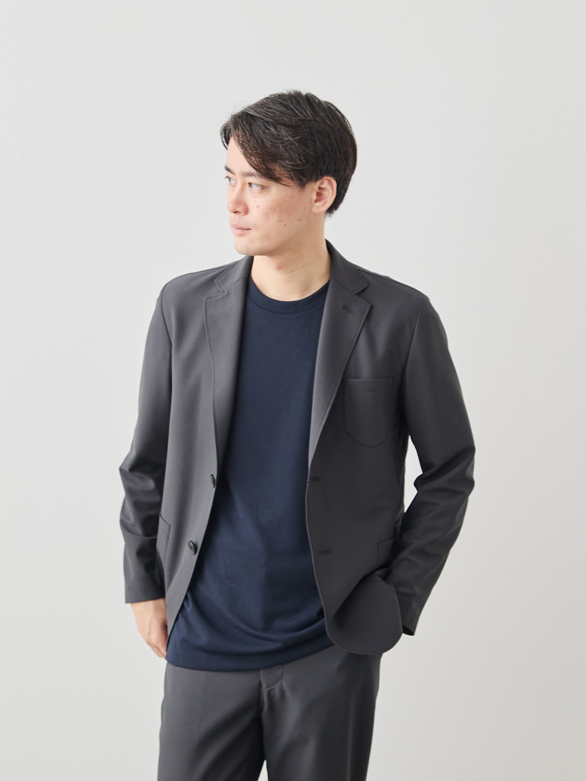 モデル 181cm 71kg サイズ L