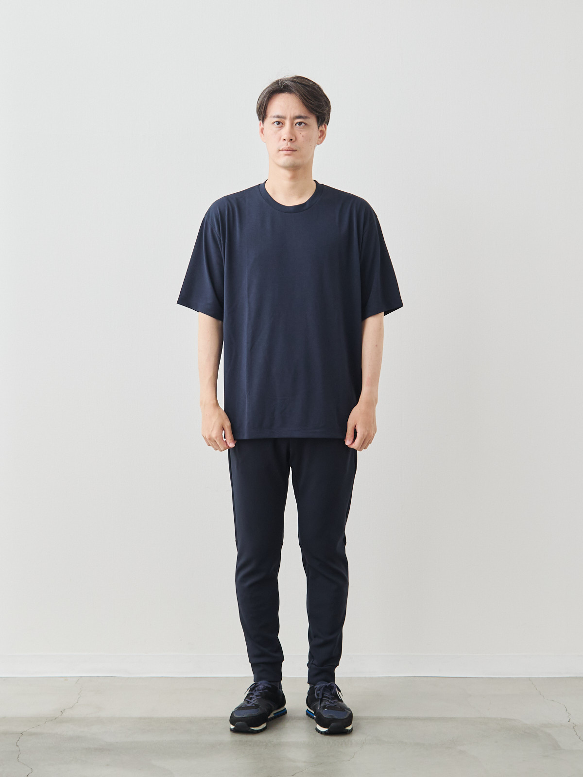 モデル 181cm 71kg サイズ LL