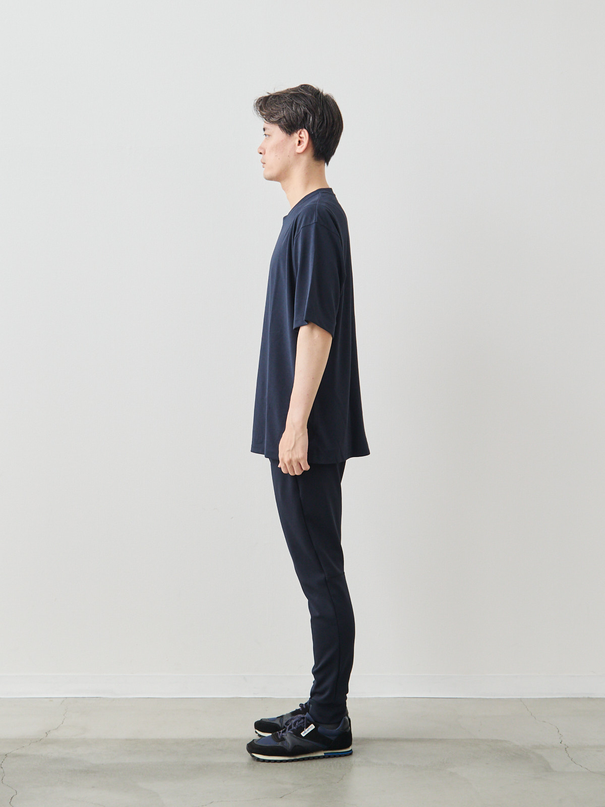 モデル 181cm 71kg サイズ LL