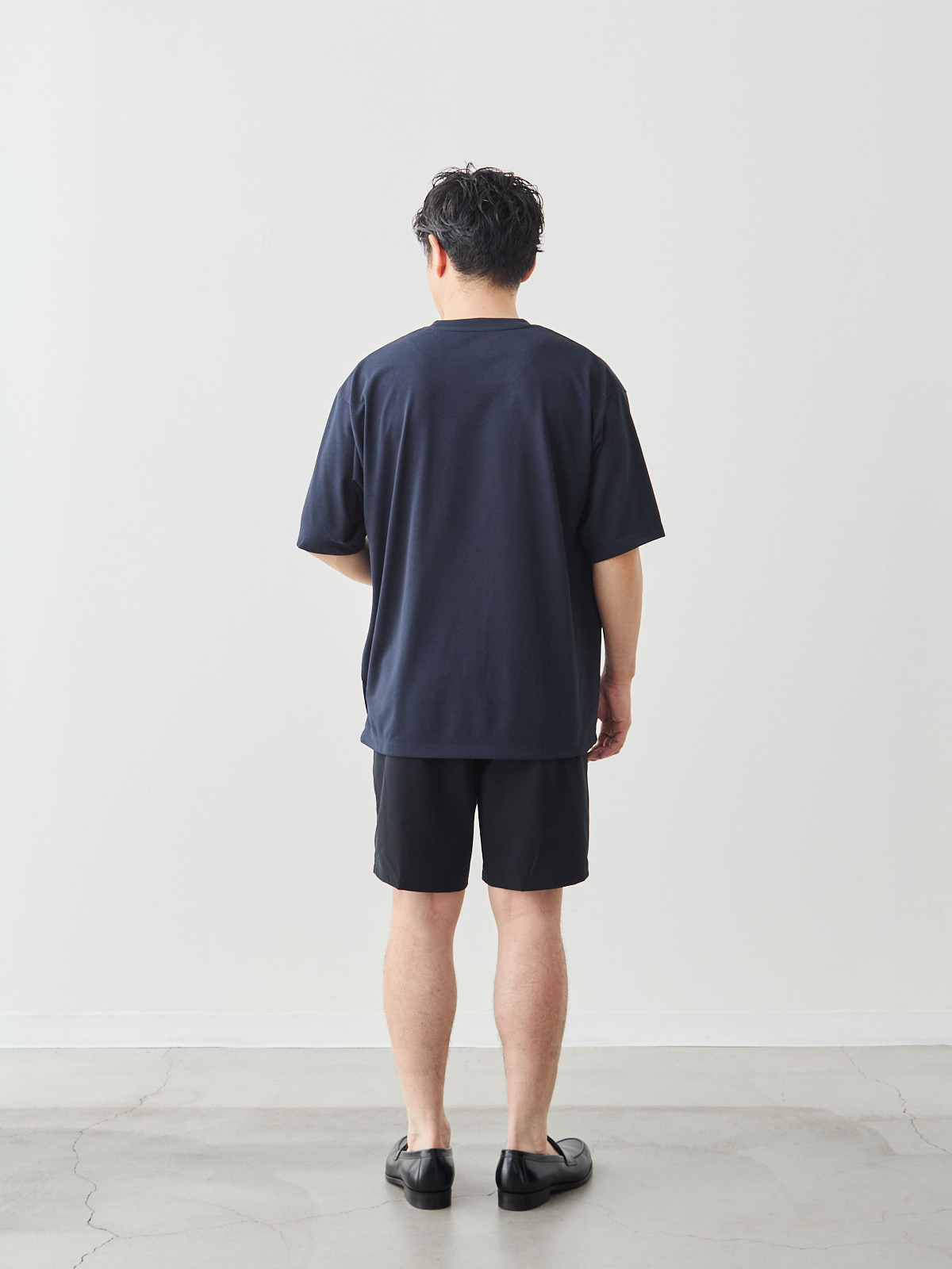 モデル 171cm 70kg サイズ L