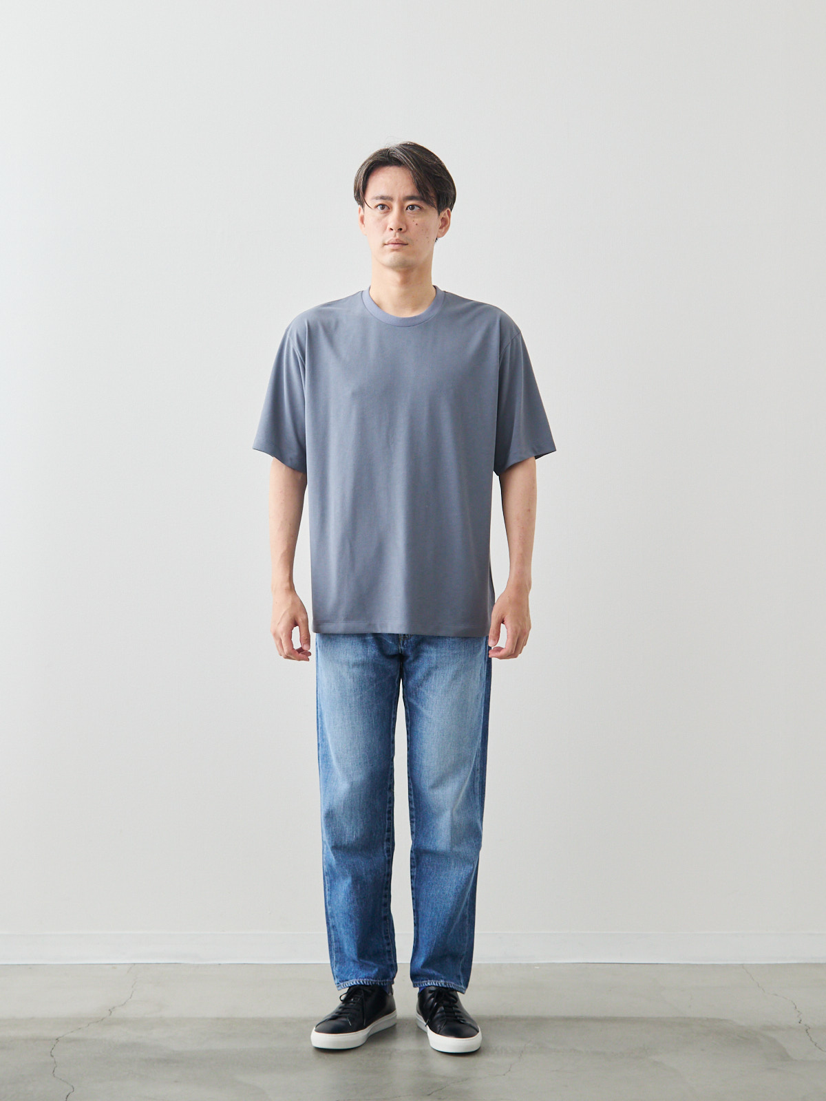 モデル 181cm 71kg サイズ L