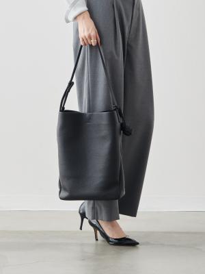 モデル 181cm 71kg サイズ フリー