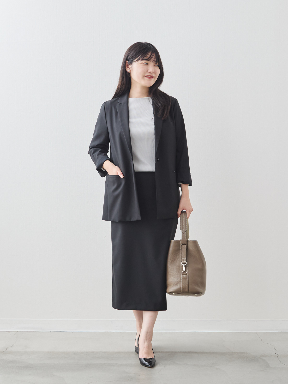 モデル 164cm サイズ 40