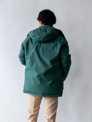 モデル 175cm 62kg サイズ M