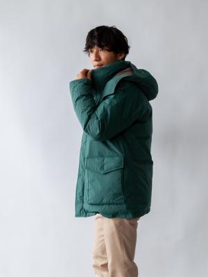 モデル 175cm 62kg サイズ M