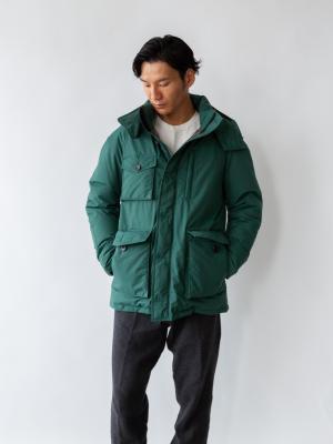 モデル 175cm 62kg サイズ M