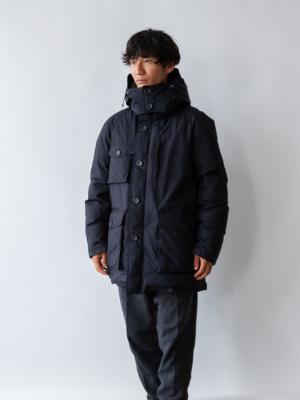 モデル 175cm 62kg サイズ L
