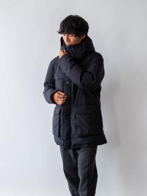 モデル 175cm 62kg サイズ L
