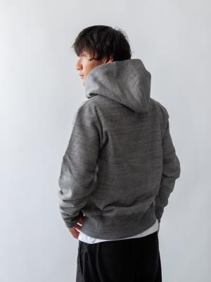 モデル 175cm 62kg サイズ M