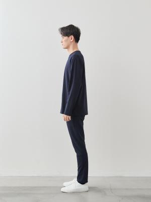 モデル 181cm 71kg サイズ L