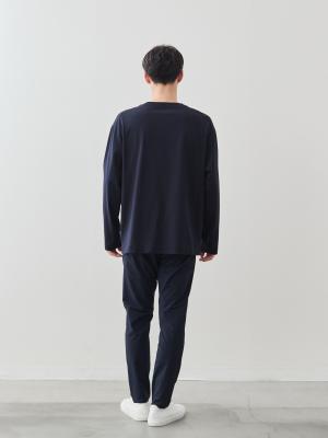 モデル 181cm 71kg サイズ LL