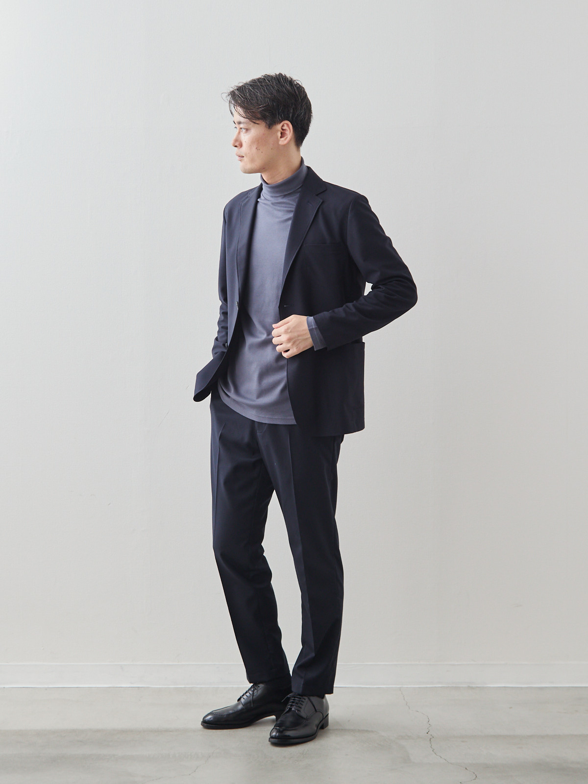 モデル 181cm 71kg サイズ L