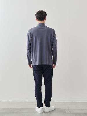 モデル 181cm 71kg サイズ LL