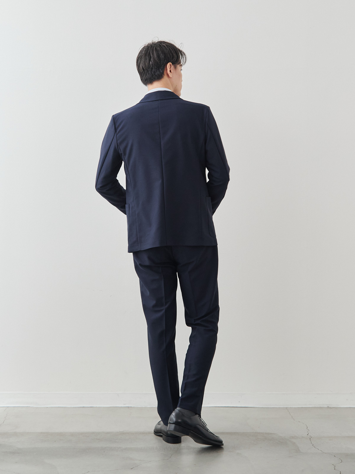 モデル 181cm 71kg サイズ L