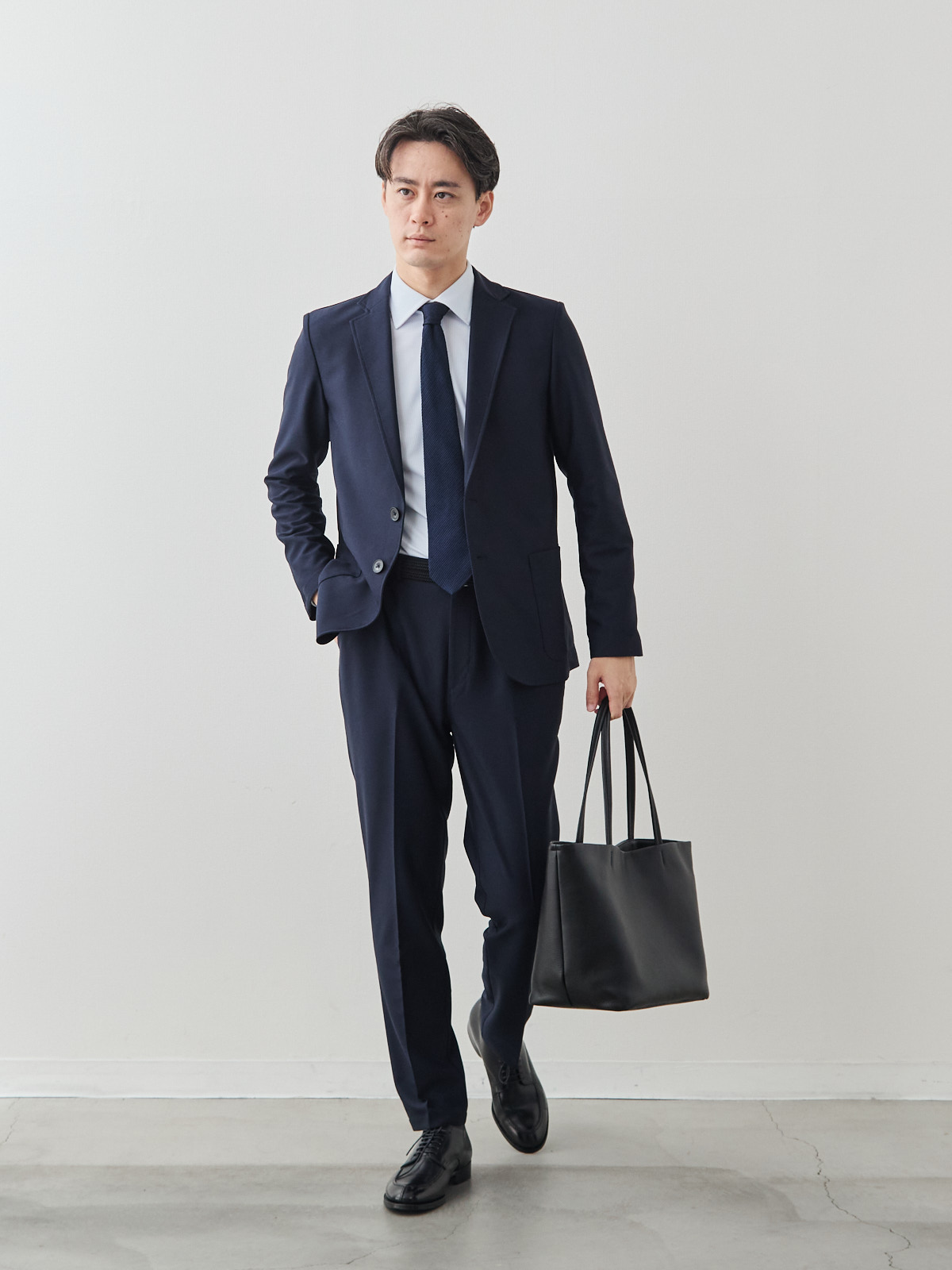 モデル 181cm 71kg サイズ L