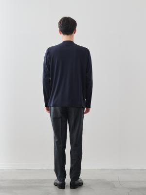 モデル 181cm 71kg サイズ L