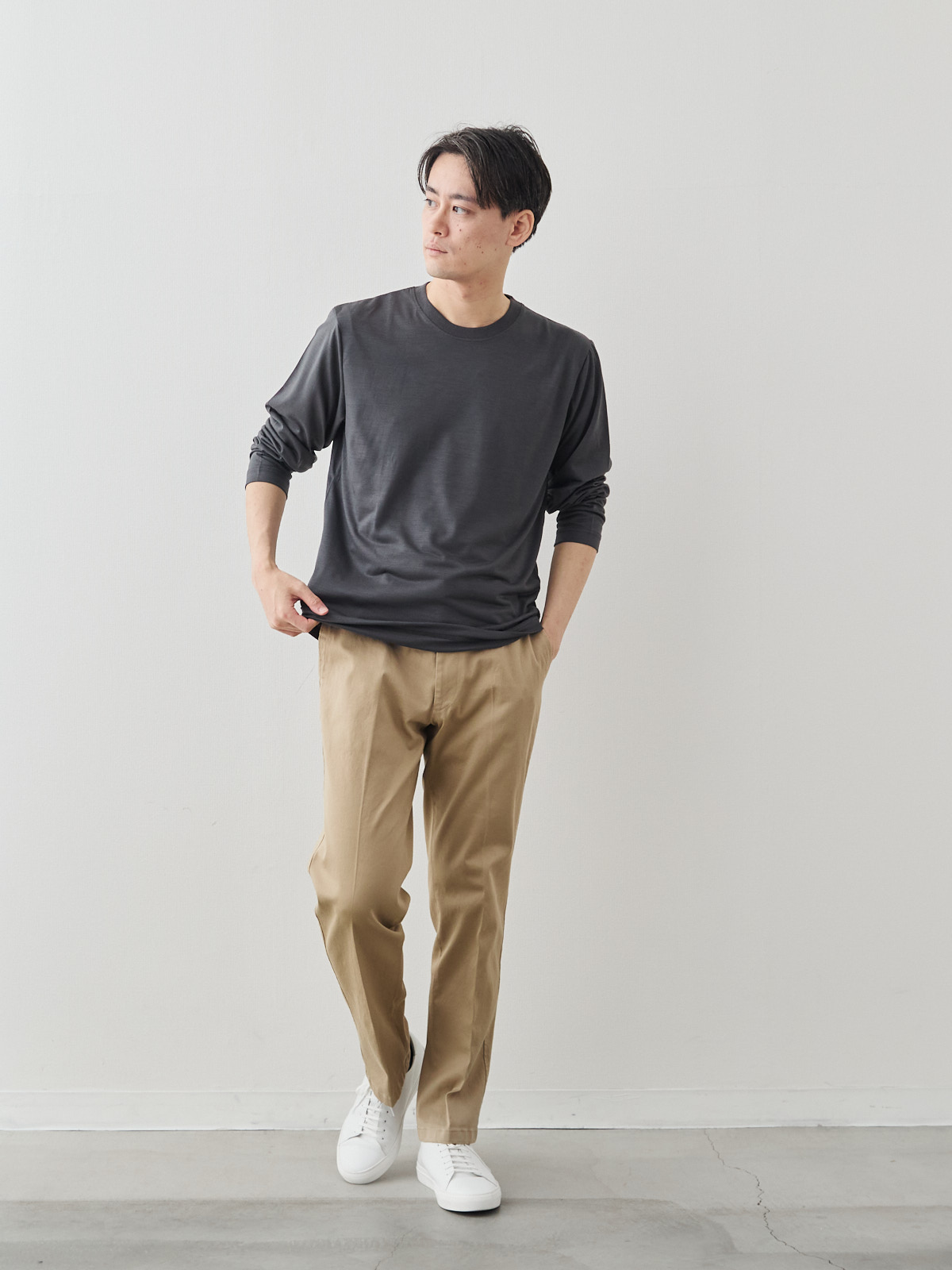 モデル 181cm 71kg サイズ L