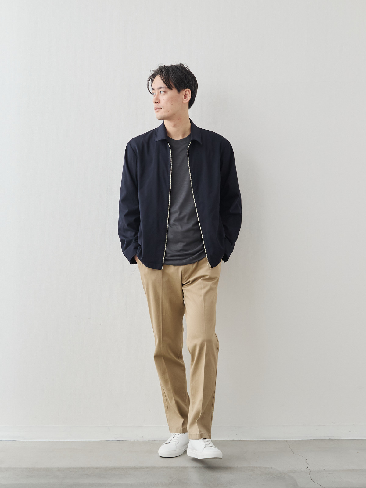 モデル 181cm 71kg サイズ L