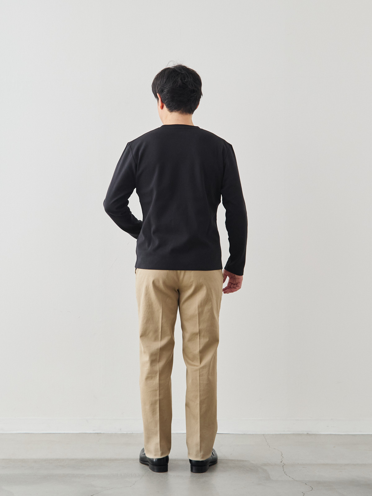 モデル 171cm 70kg サイズ L