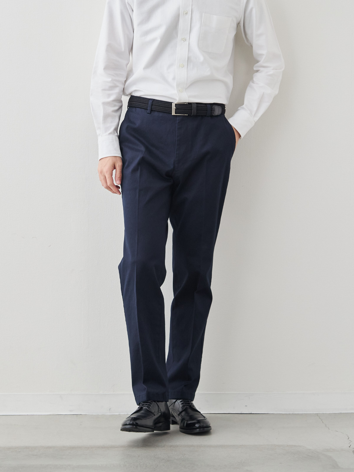 ドレスライクチノ 高密度コットンストレッチパンツ/ネイビー