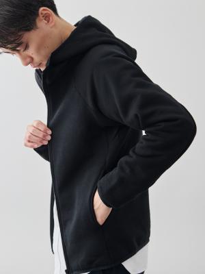 モデル 181cm 71kg サイズ L