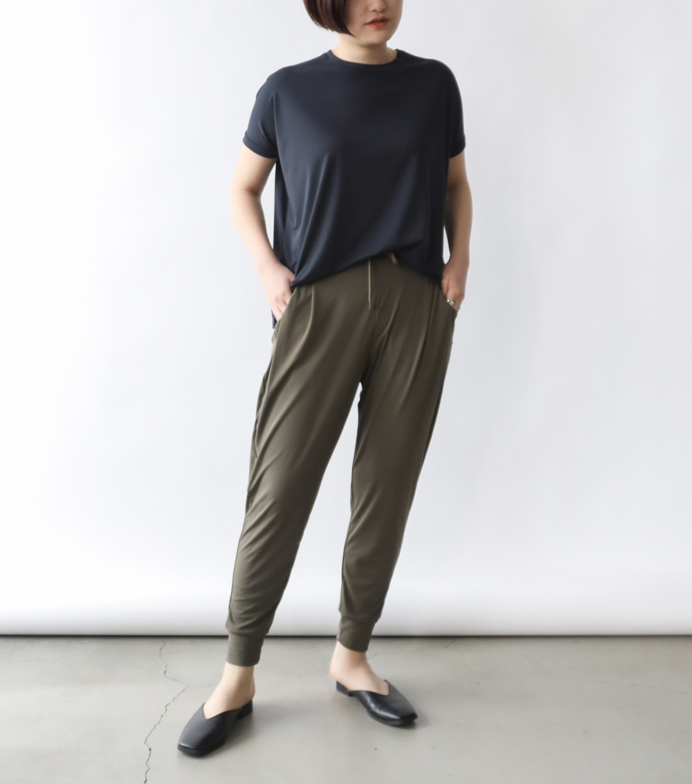 待望の再入荷!】エアージョグパンツ&カットソー | Factelier