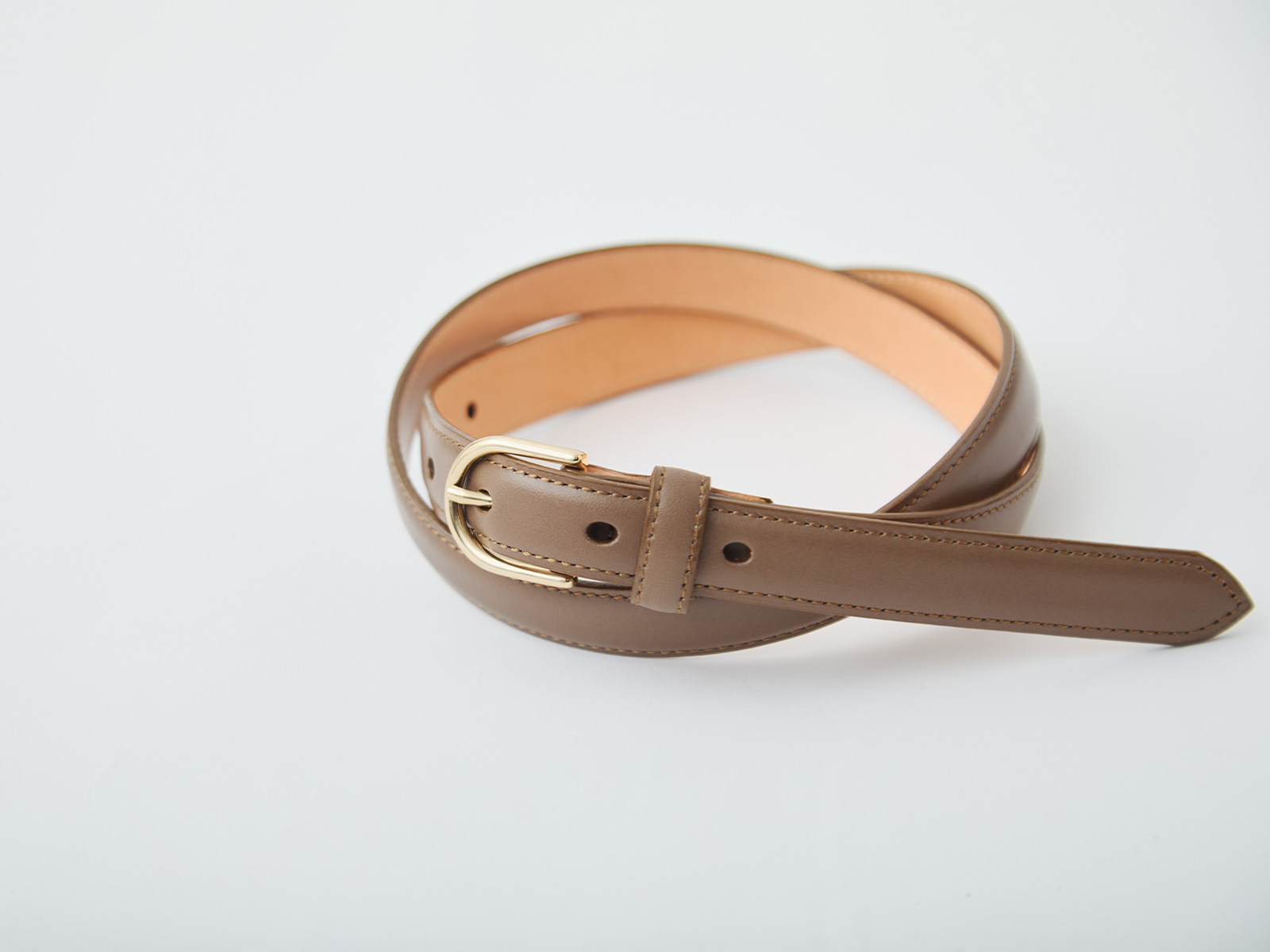 新商品】コスパ最強のレザーベルト。新色が仲間入り。 | Factelier 新商品】コスパ最強のレザーベルト。新色が仲間入り。 | Factelier