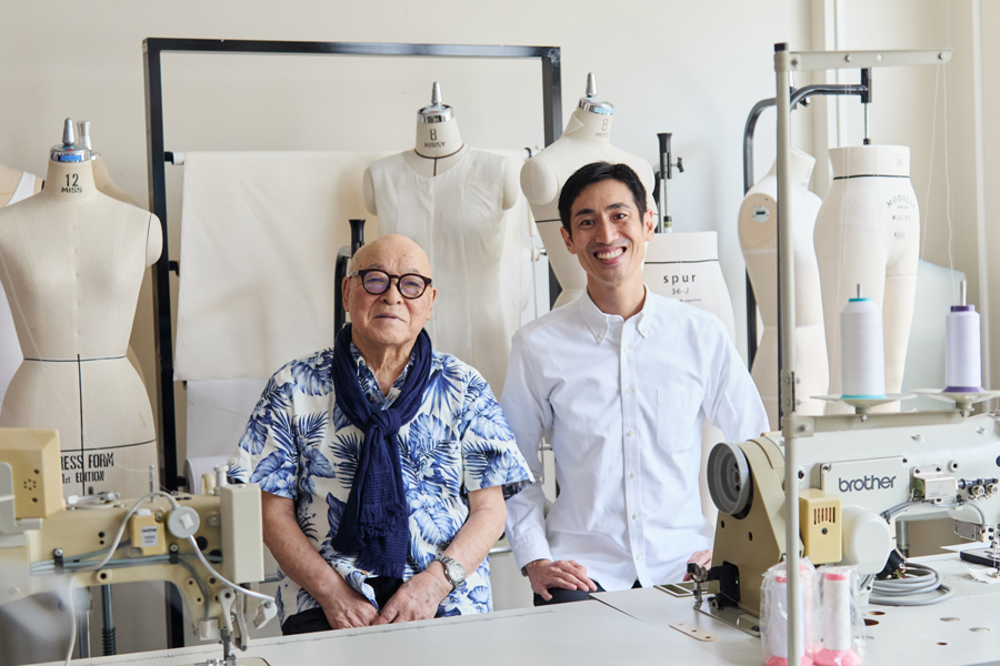 FACTELIER 座るを快適にするパンツ ライトグレー Mサイズ 現代の