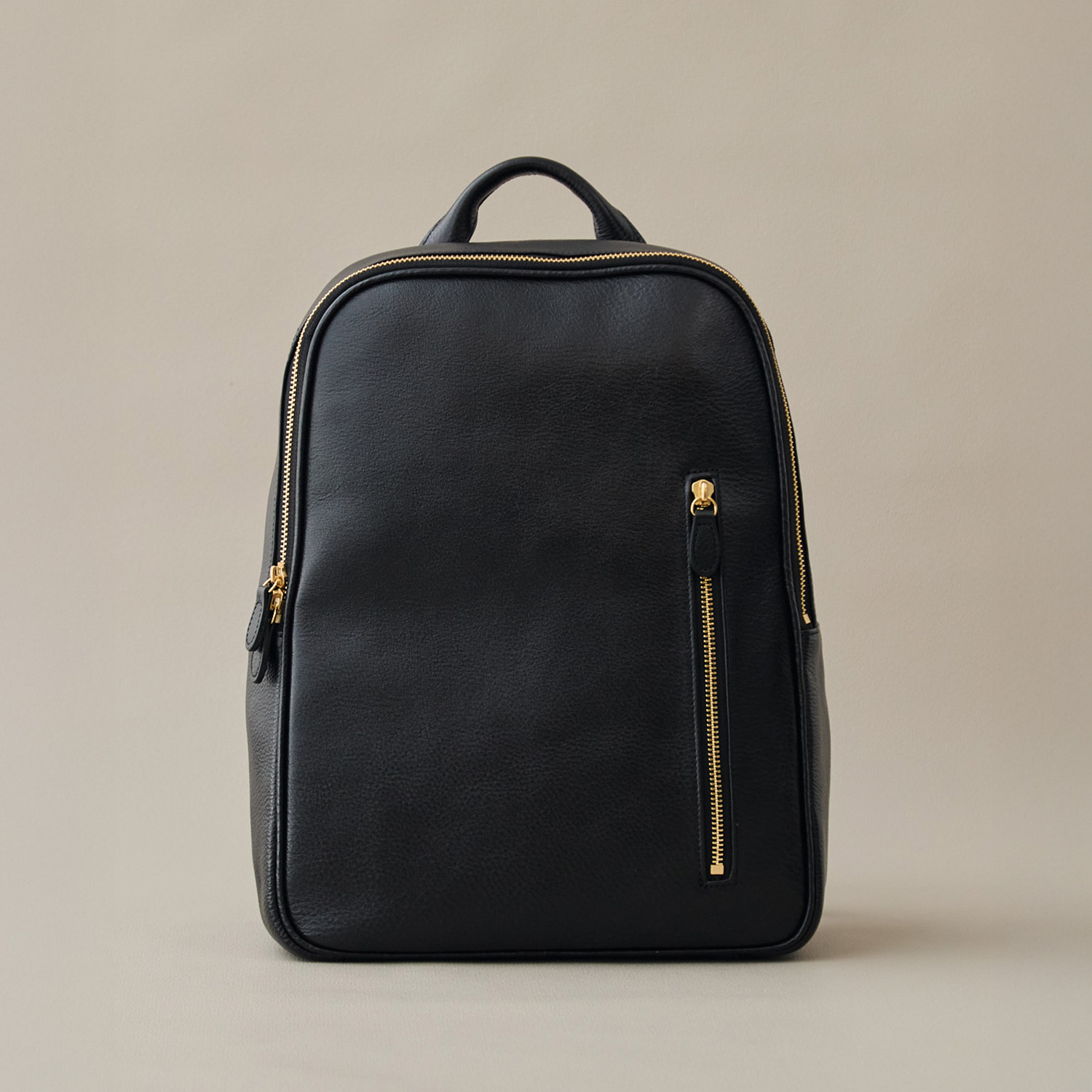 新商品】数量わずか。ウィメンズ初のリュックが誕生!～軽くてたっぷり