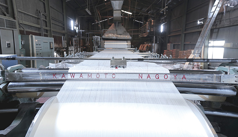 タケヤリでしか織ることのできない、タフな2号帆布