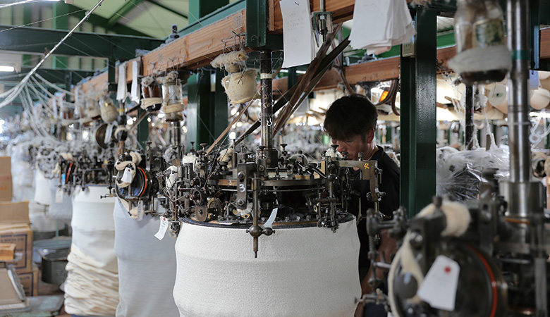 吊り機は各駅停車シンカーは新幹線