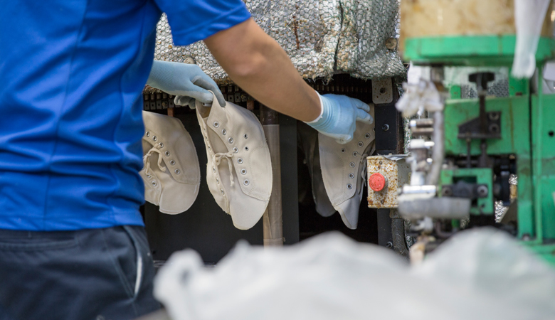 ムーンスターのルーツは足袋専門店