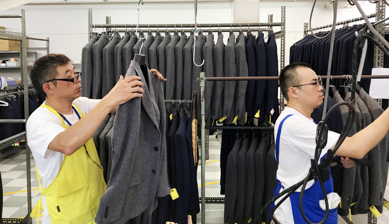 先進的でありつつも、アンティークな香りが漂う